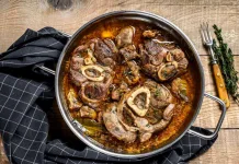 Οσομπούκο: Ο ρόλος του κολλαγόνου και ποια είναι η ιδανική μέθοδος μαγειρέματος