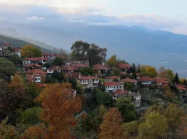 Εγκαταλελειμμένοι οικισμοί: Το σχέδιο του ΥΠΕΝ για οργανωμένες επεκτάσεις, οι όροι δόμησης και ο αντίλογος για τις εκτός σχεδίου περιοχές